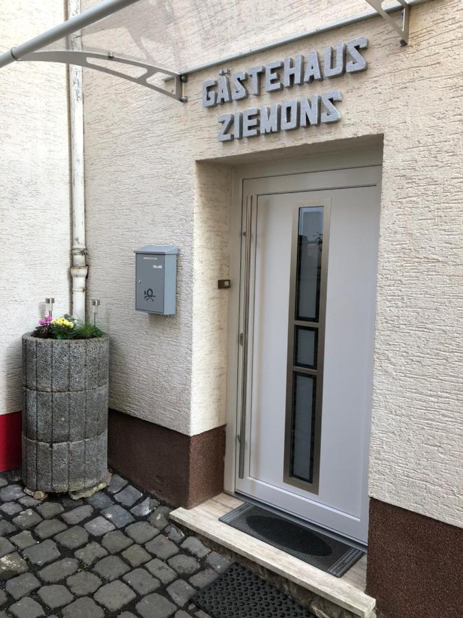 Gastehaus Ziemons Hotel Cochem Exterior photo